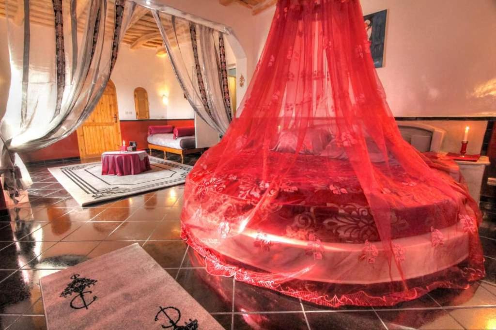 Hotel Jardin De La Source Ait Youl Exterior foto